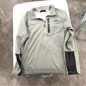 North Face Quarter Zip Grey Men’s L